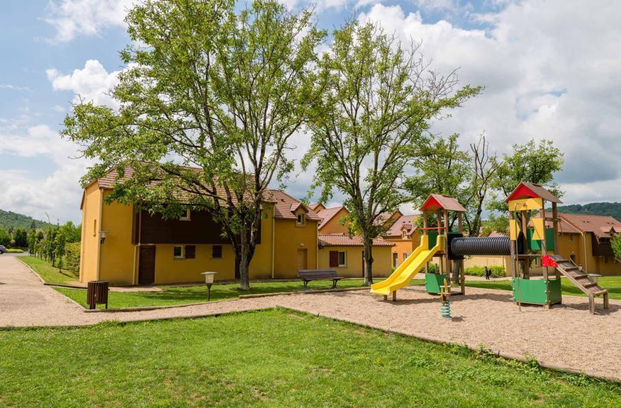 Lagrange Vacances Les Bastides De Lascaux Montignac-Lascaux Exterior photo